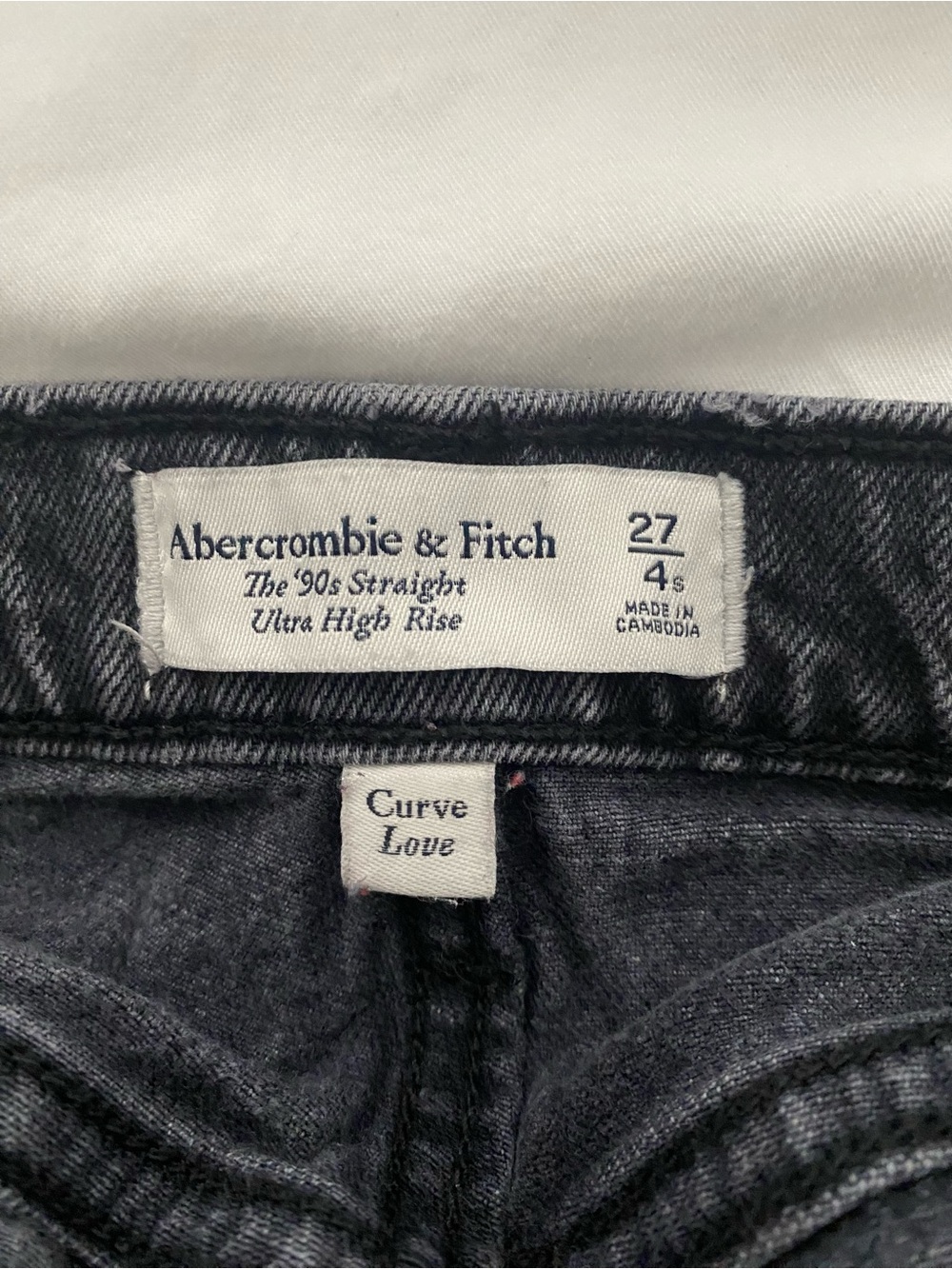 Abercrombie & Fitch 90’s Straight Ultra High Rise Curve Love Jeans Black 4 SHORT - Picture 7 of 7